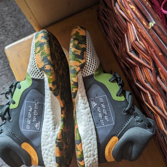 Limited edition Adidas high tops! Vibed out! - Picture 6 of 8